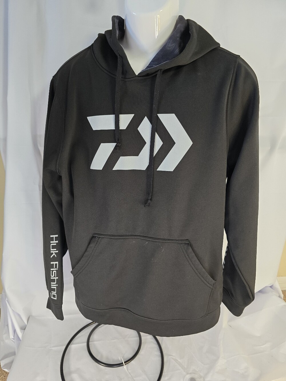 Daiwa Vector Huk Men's Performance Fishing Pullover Hoodie - Black - Size Large